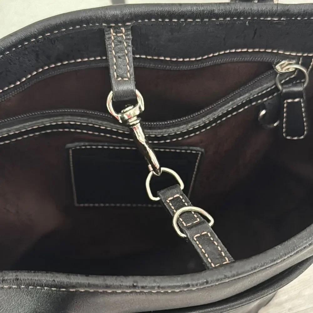 Coach Vintage Hampton Legacy Black Leatherware Tote